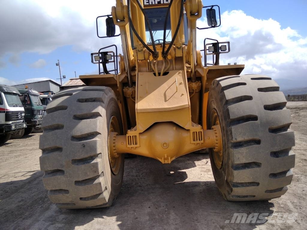 CAT 988B Pyöräkuormaajat