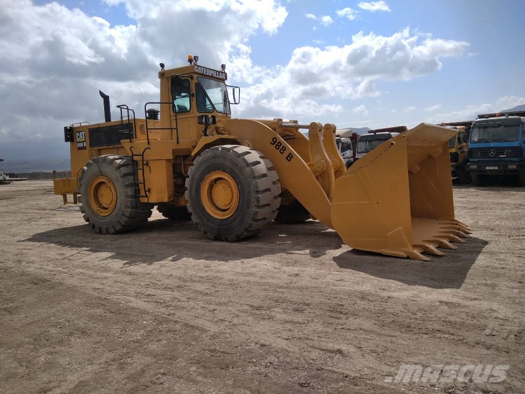CAT 988B Pyöräkuormaajat
