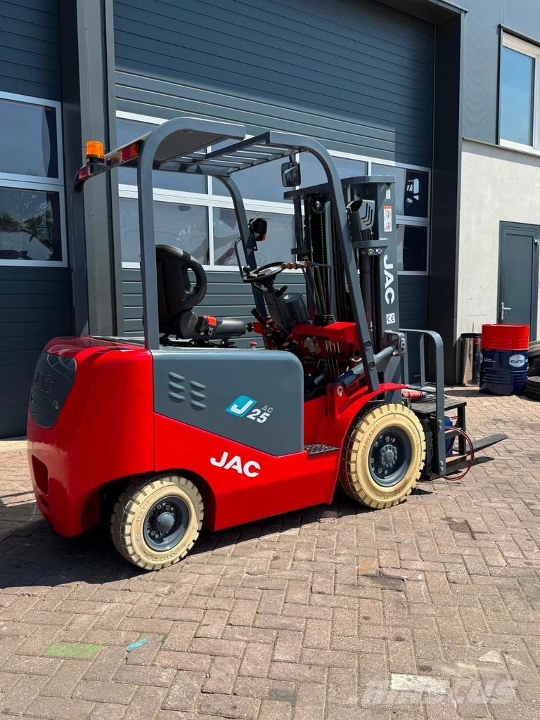 JAC CPD25 Electric forklifts