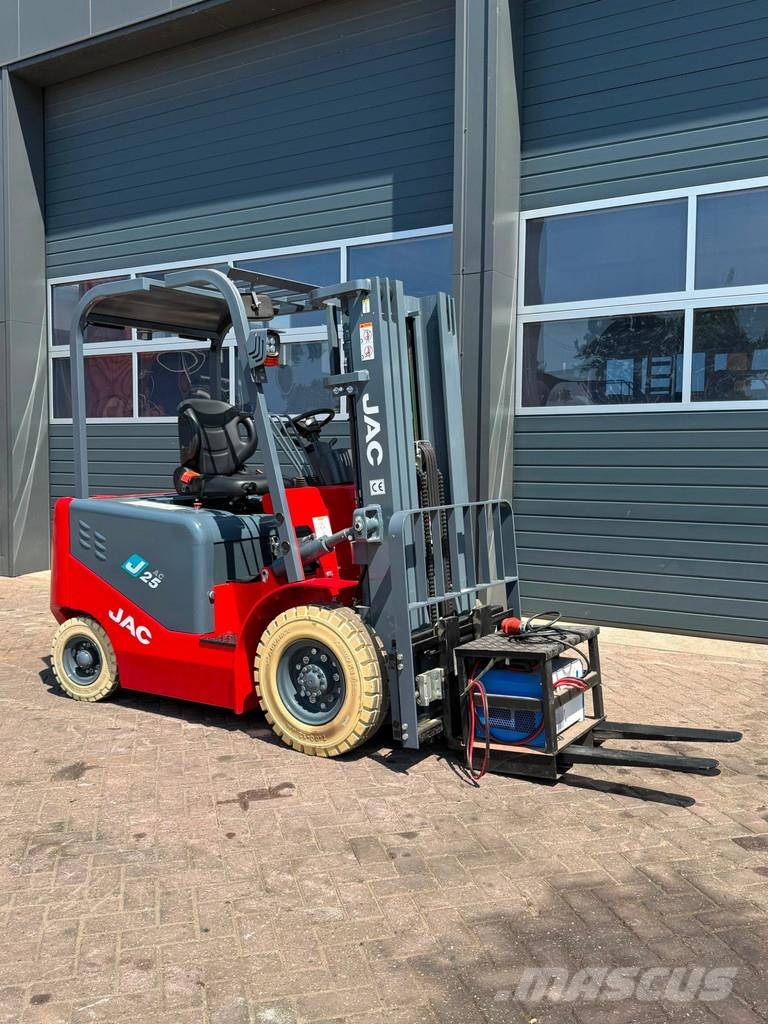JAC CPD25 Electric forklifts