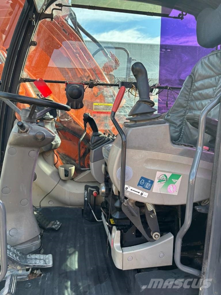 Hitachi ZX 170 W-3 Ekskavatori uz riteņiem