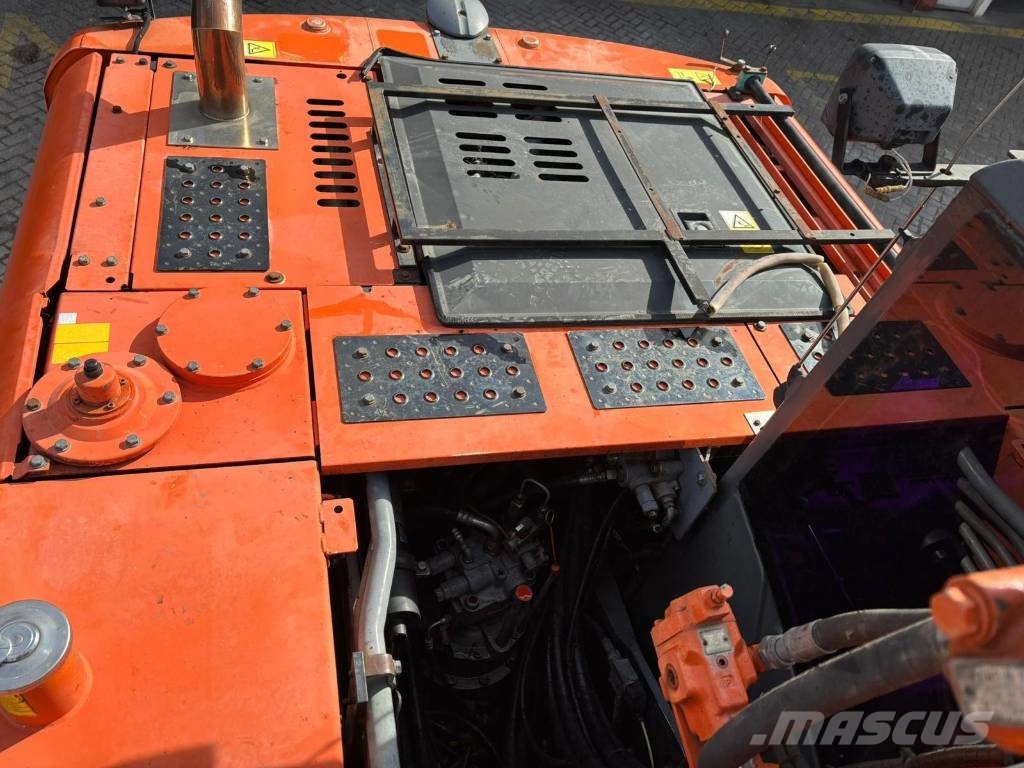 Hitachi ZX 170 W-3 Ekskavatori uz riteņiem
