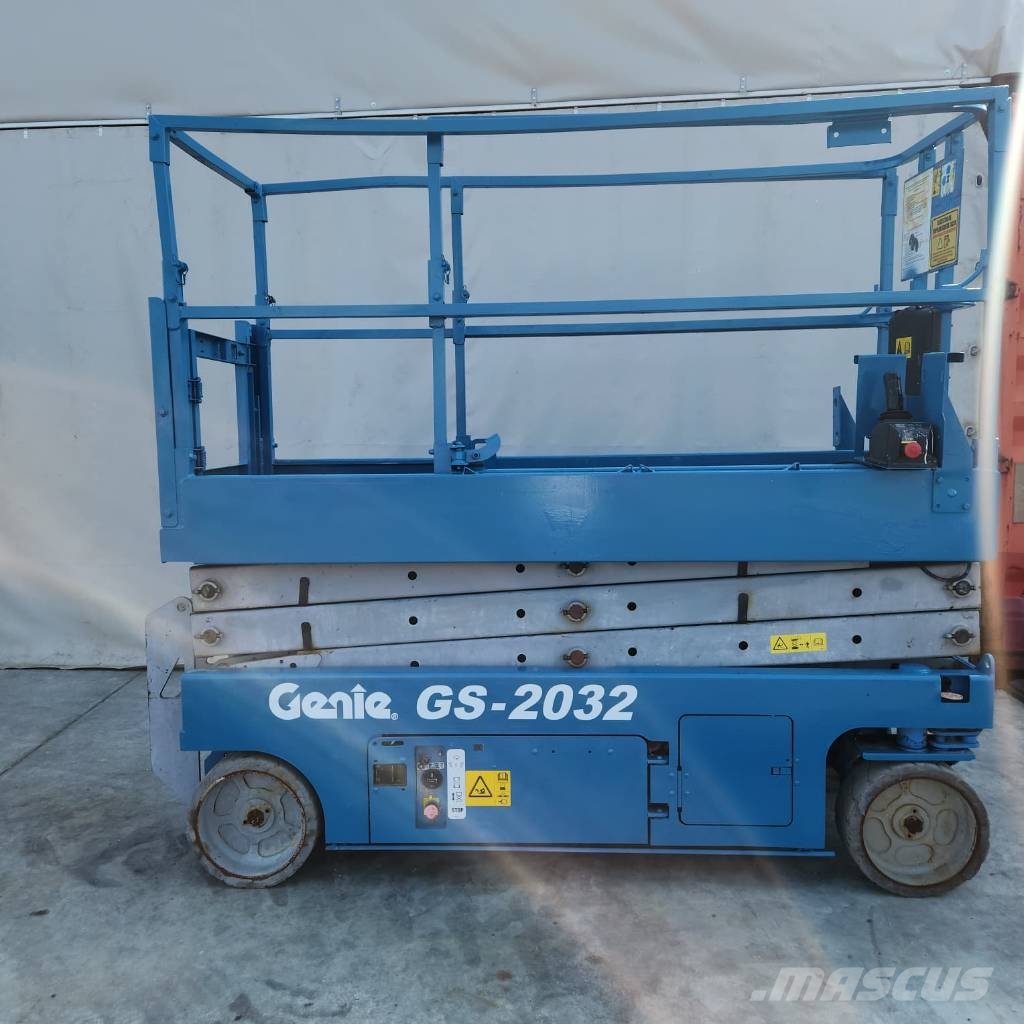 Genie GS 2032 剪叉式升降机