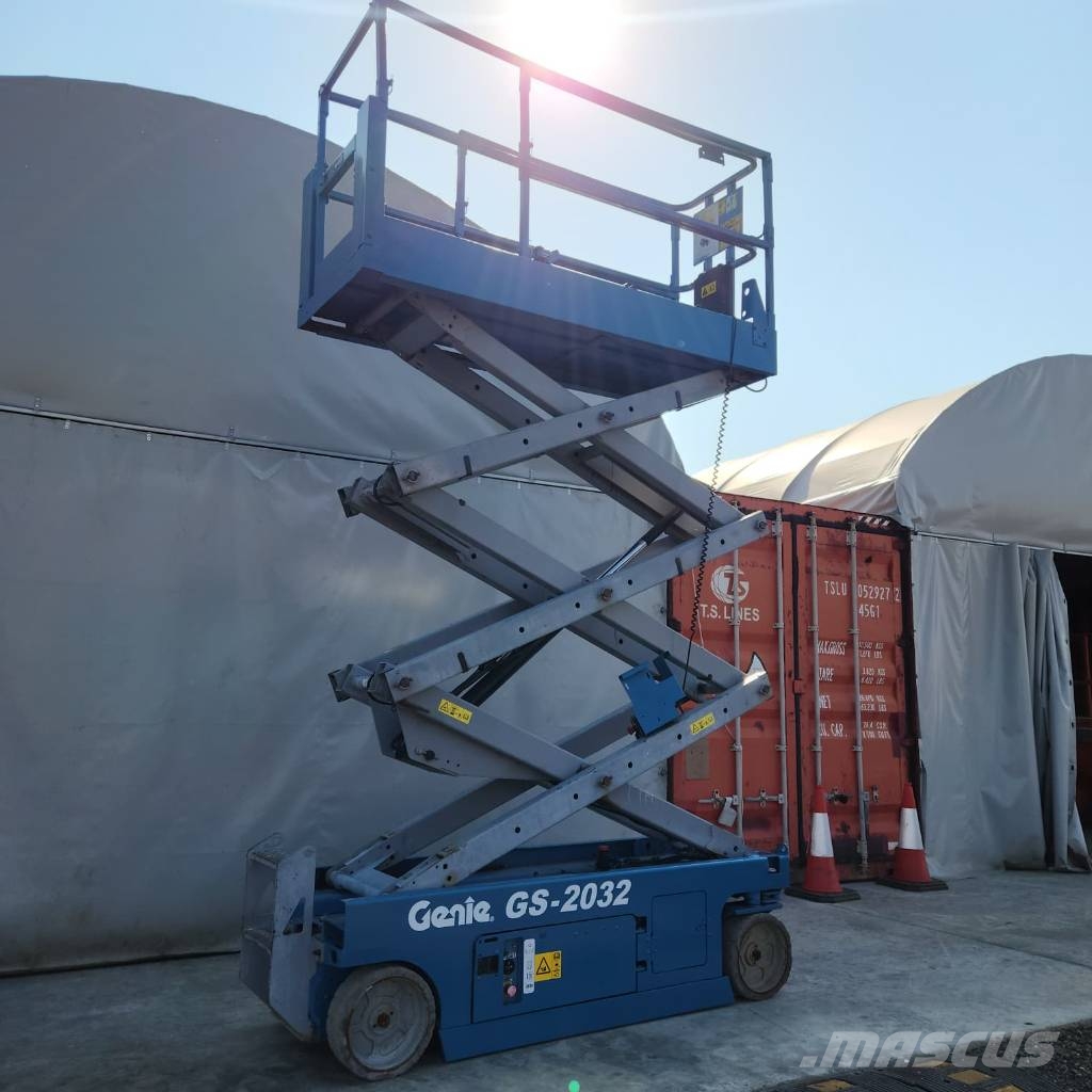 Genie GS 2032 剪叉式升降机