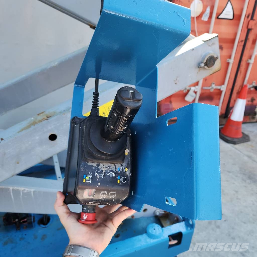 Genie GS 2032 剪叉式升降机