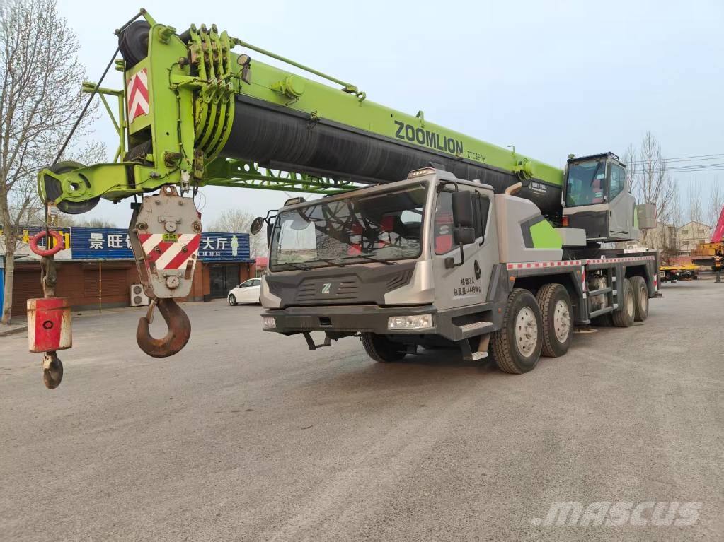 Zoomlion ZTC550H Terepdaruk