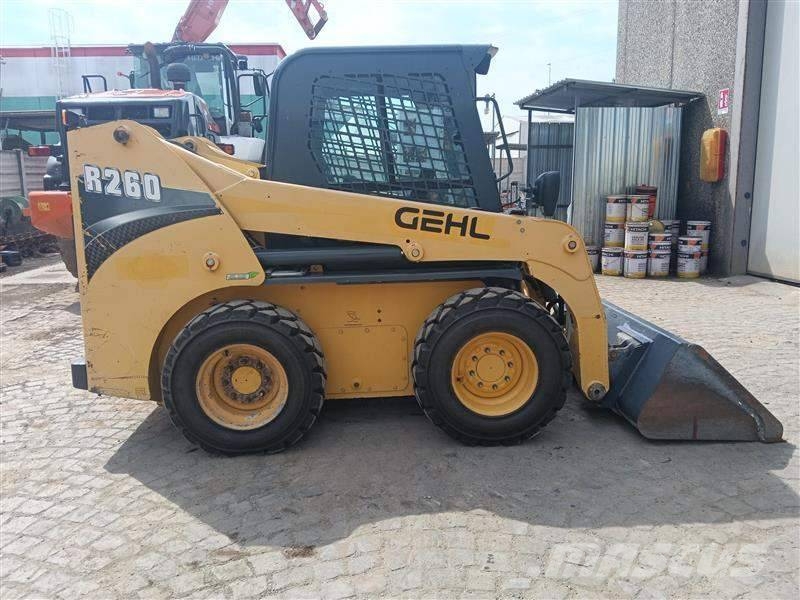 Gehl R 260 Skid steer loderler