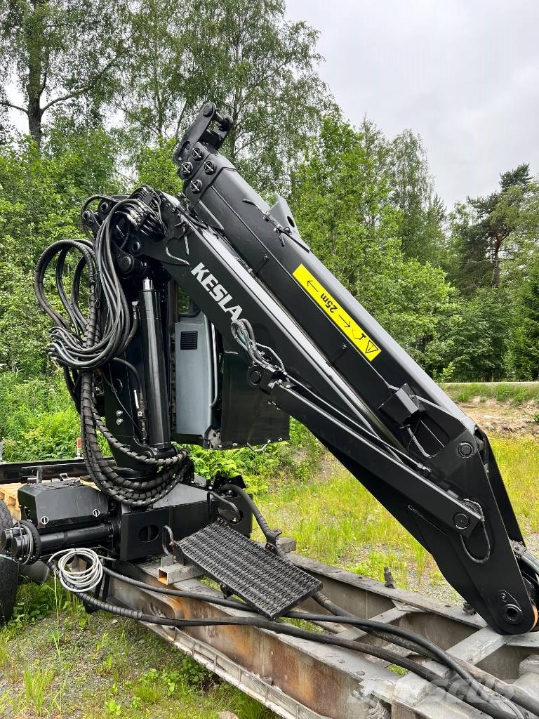 Kesla 2212ZT Timber cranes