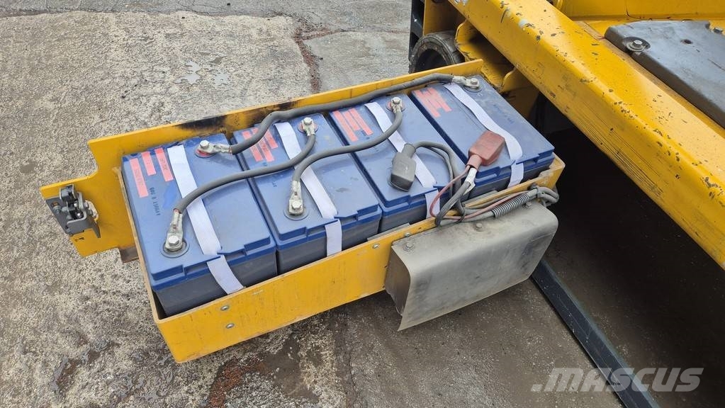 Haulotte OPTIMUM 8 - NEW BATTERIES - 2019 YEAR - 325 HOURS Schaarhoogwerkers
