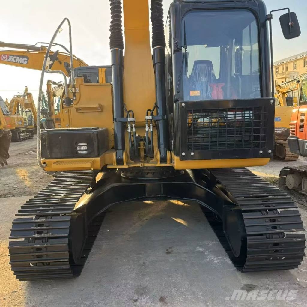 CAT 312 D 2 GC حفارات وسط 7 طن - 12 طن