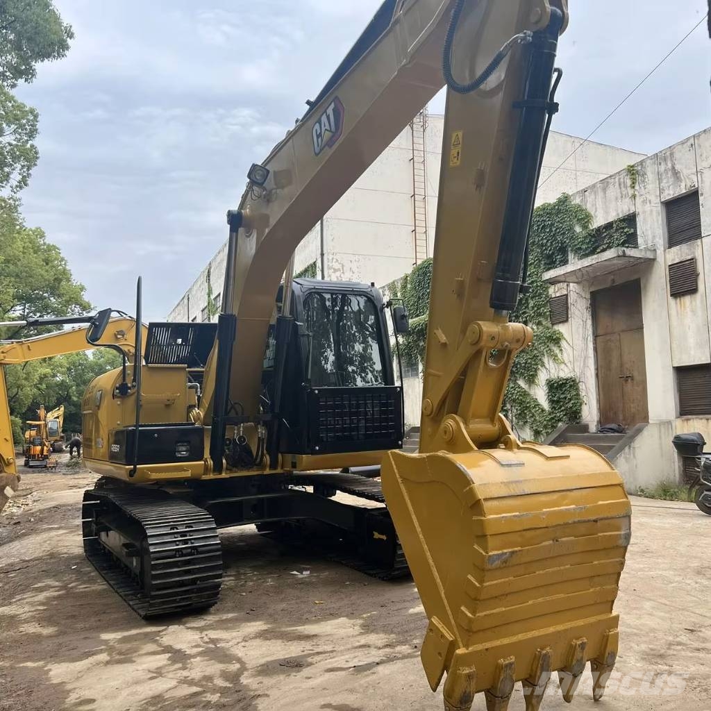 CAT 312 D 2 GC حفارات وسط 7 طن - 12 طن
