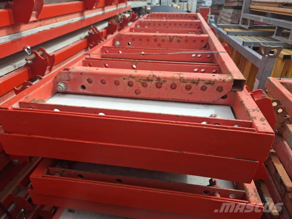 Peri Quattro Säulenschalung in sehr guten Zustand Formwork