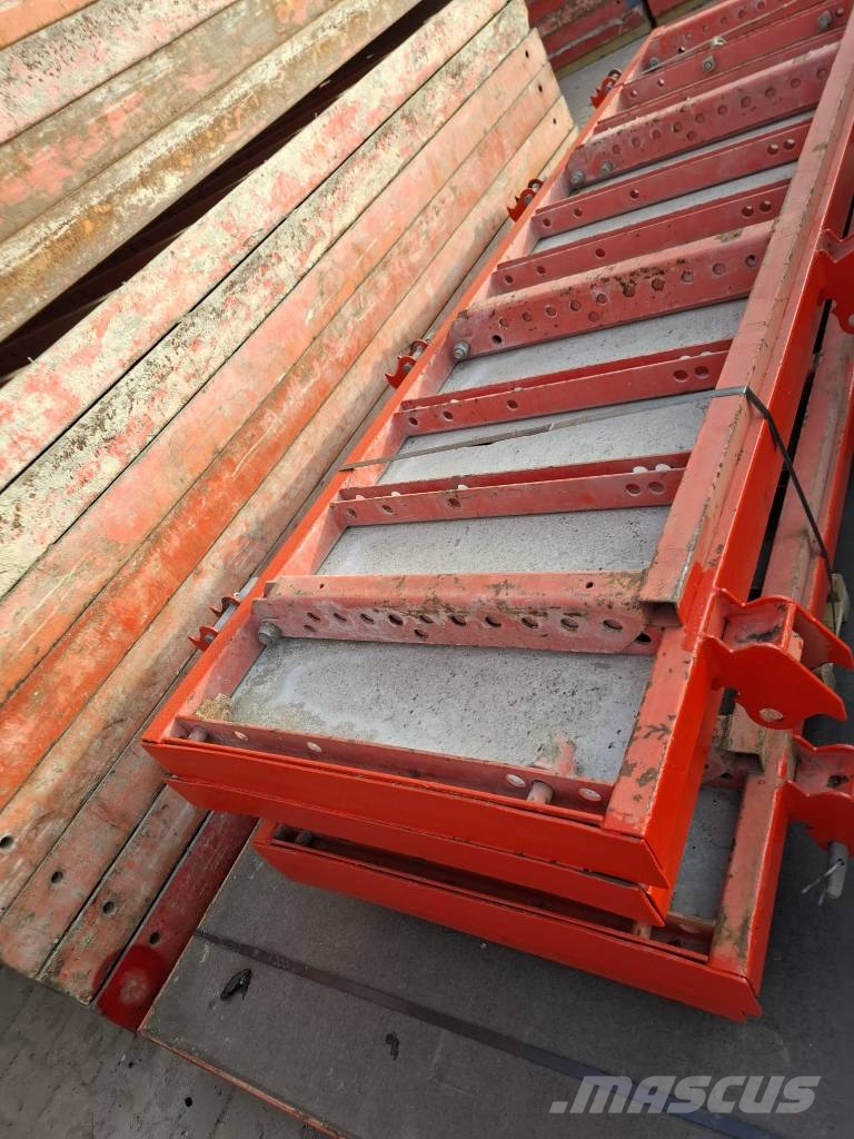 Peri Quattro Säulenschalung in sehr guten Zustand Formwork