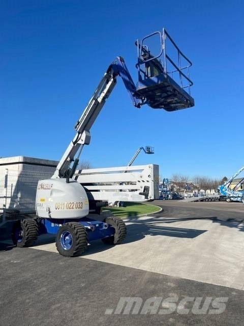 JLG 450 AJ Articulated boom lifts