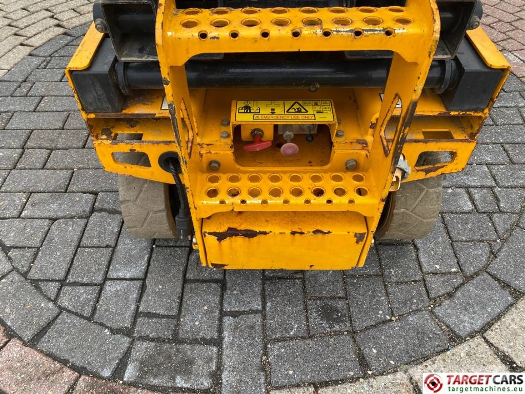JCB S1930E Electric Scissor Work Lift 780cm Käärtõstukid