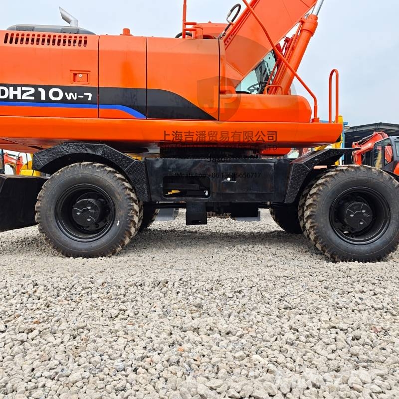Doosan DH 210 W-7 Gravemaskiner på hjul