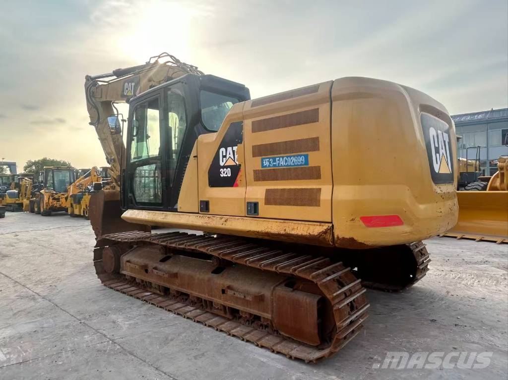 CAT 320 Crawler excavators