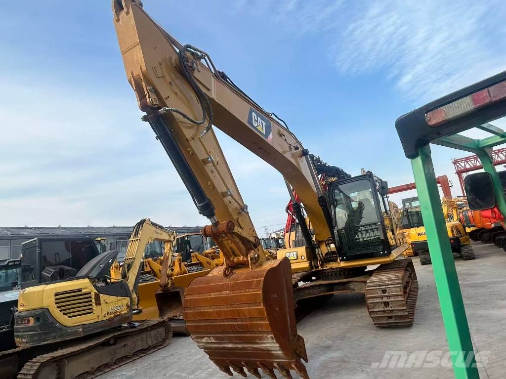 CAT 320 Crawler excavators