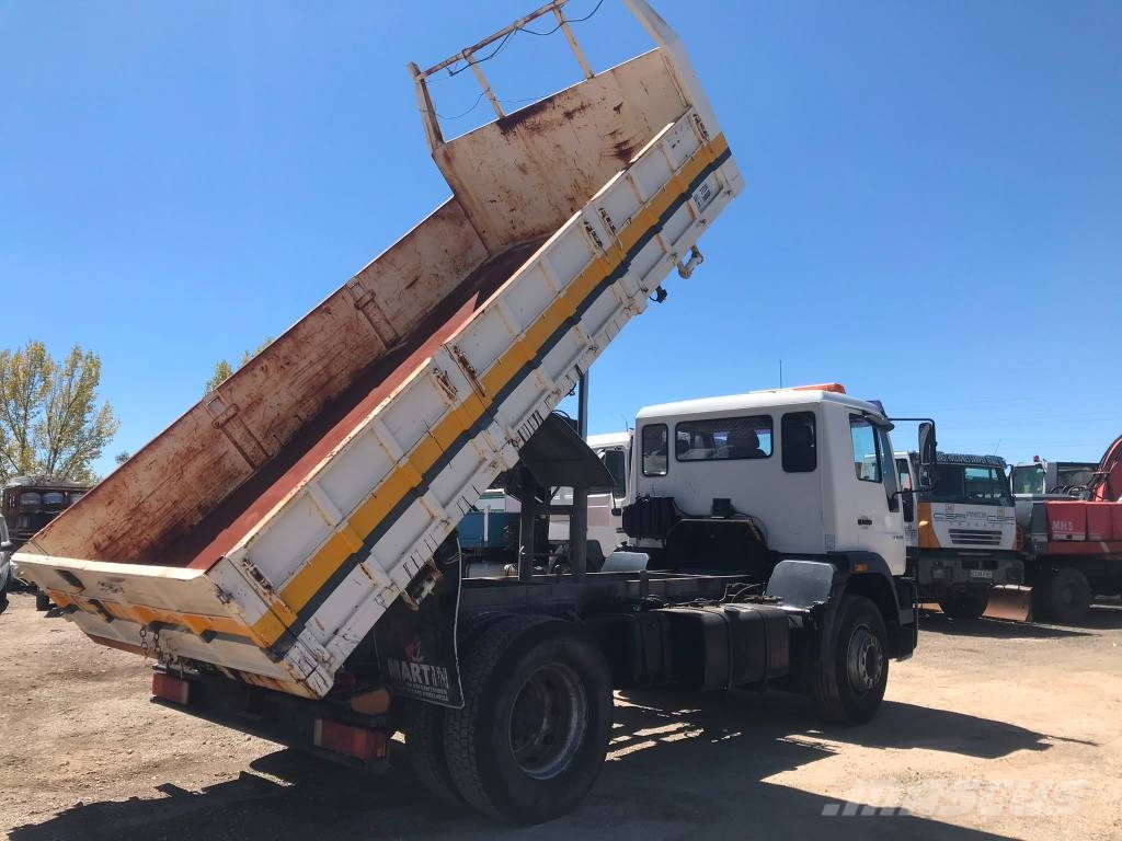 MAN 18225 LC Camiones bañeras basculantes o volquetes