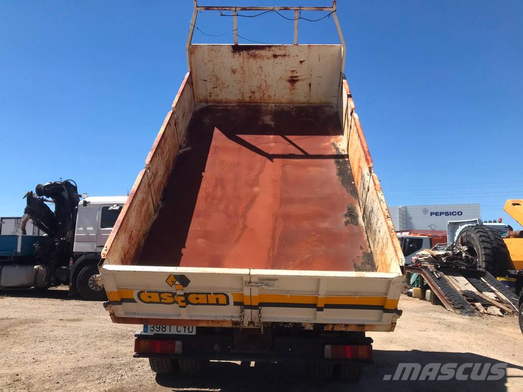 MAN 18225 LC Camiones bañeras basculantes o volquetes