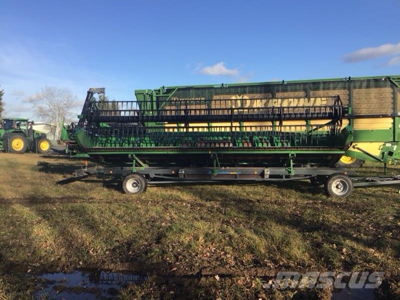 John Deere T560 Mietitrebbiatrici