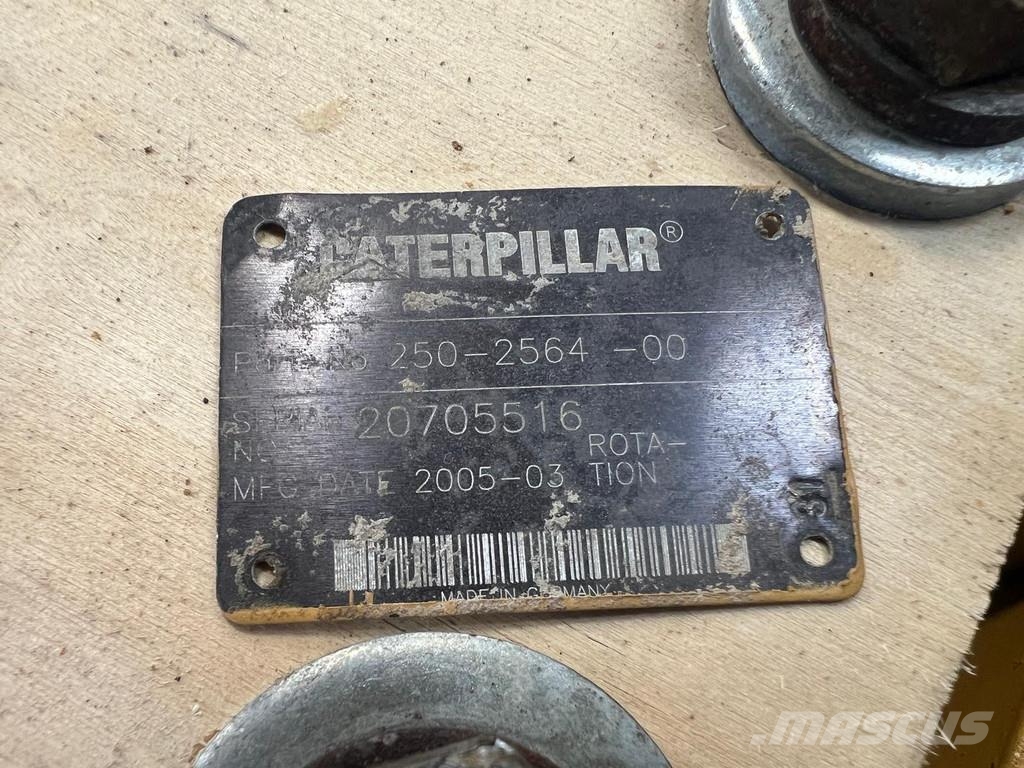 CAT 330C Hydraulika