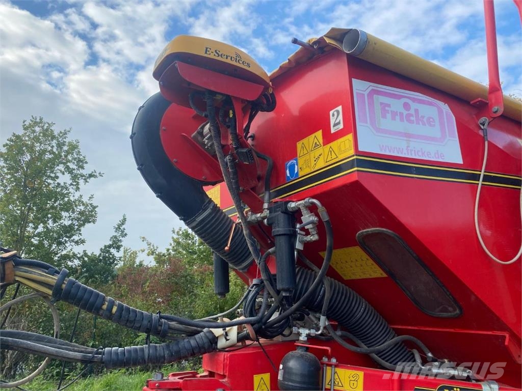 Väderstad Rapid 600 C + E-Service/ I-Pad Mechanické sejačky