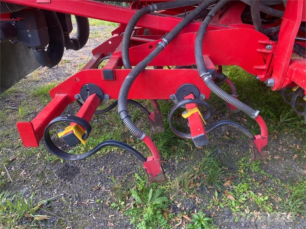 Väderstad Rapid 600 C + E-Service/ I-Pad Mechanické sejačky