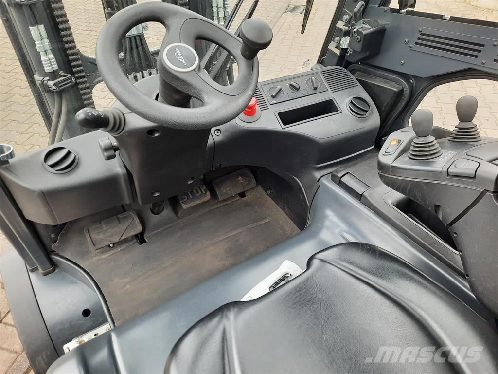 Linde E35L 电动叉车
