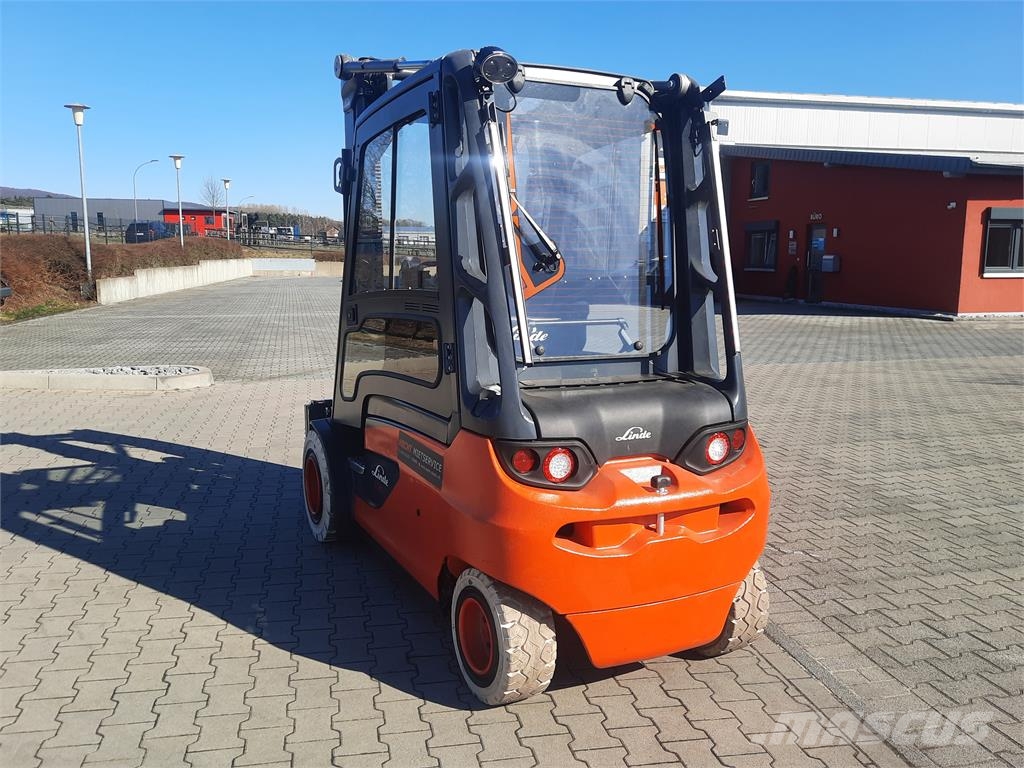 Linde E35L 电动叉车