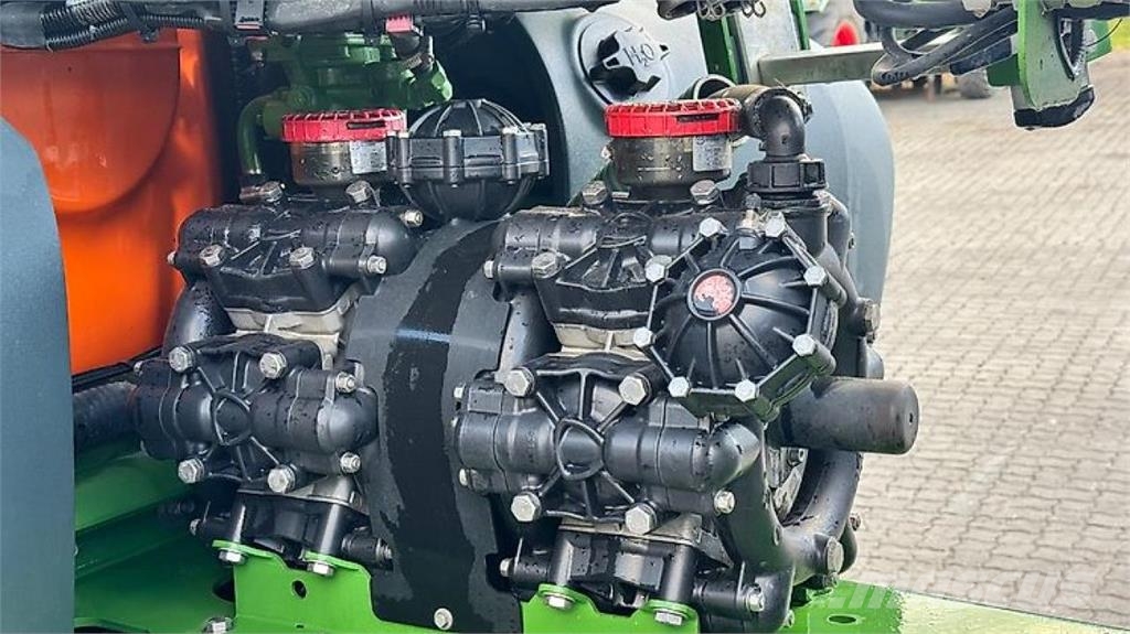 Amazone UX5201 Super 27m Vučene prskalice