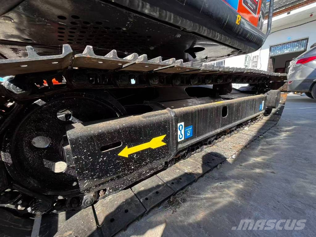Hitachi ZX 70 Midigrävmaskiner 7t - 12t