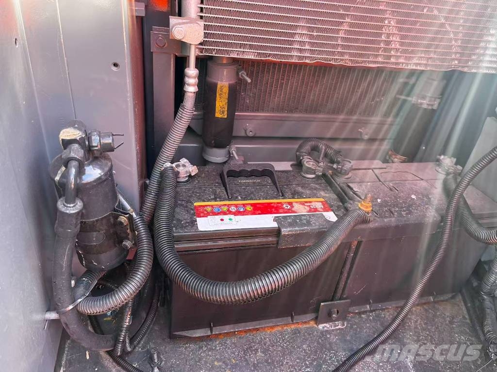 Hitachi ZX 70 Midigrävmaskiner 7t - 12t