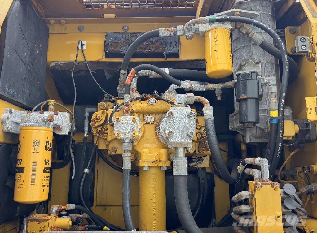 CAT 325 D L  MH Waste / industry handlers