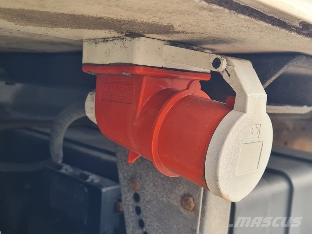 Iveco 180E30 / 7.8m / EU brif Temperature controlled trucks