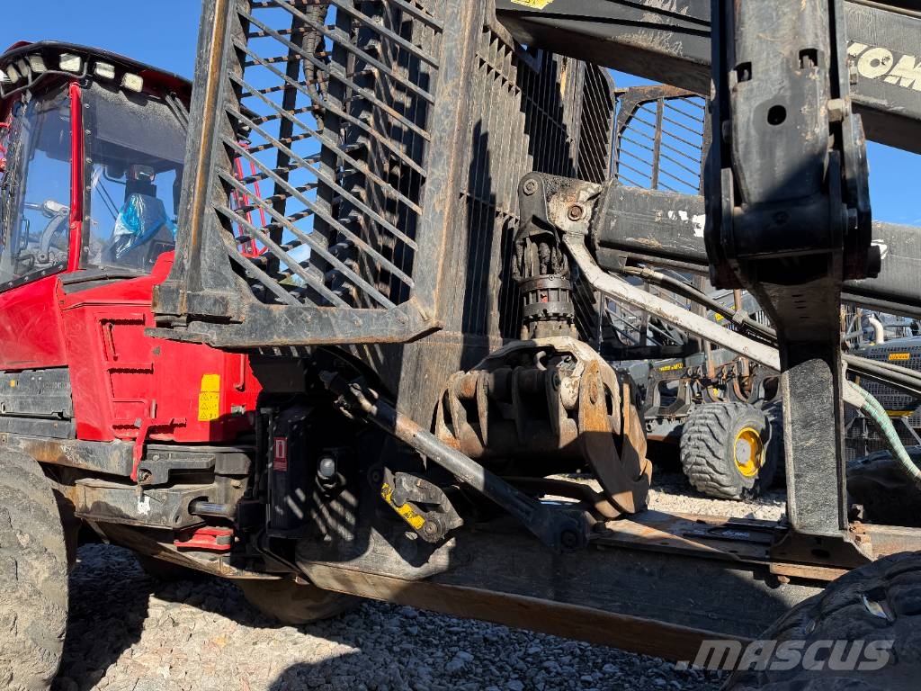 Komatsu 895 Forwarder
