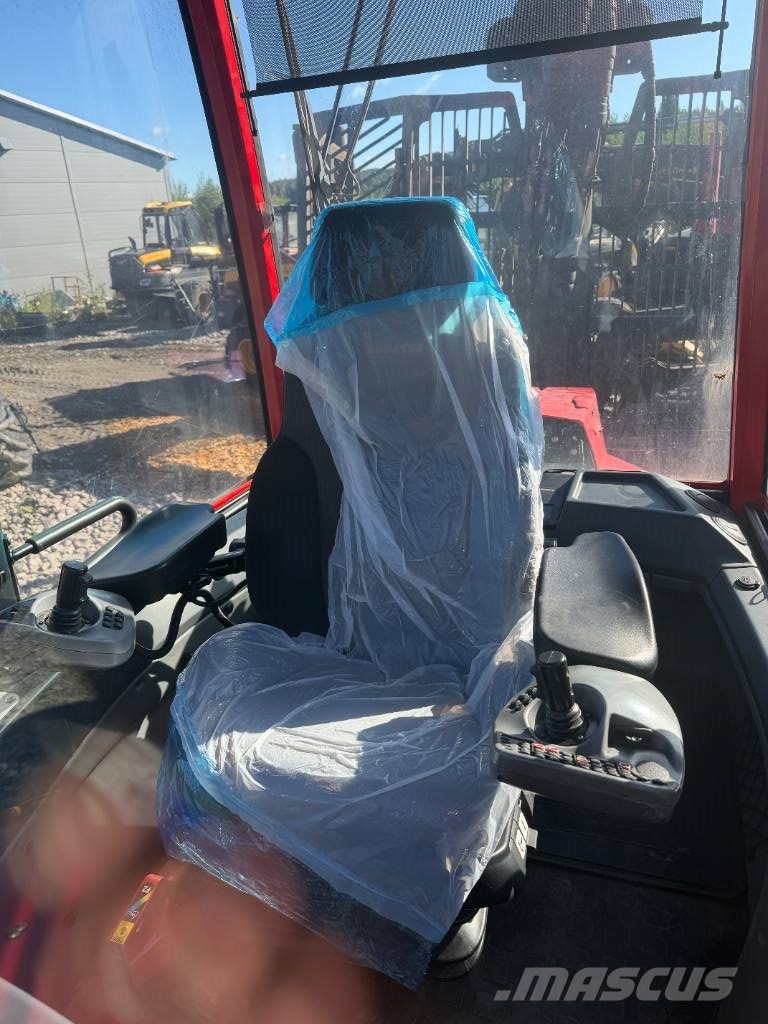 Komatsu 895 Forwarder