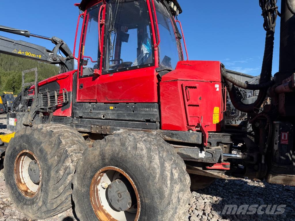 Komatsu 895 Forwarder