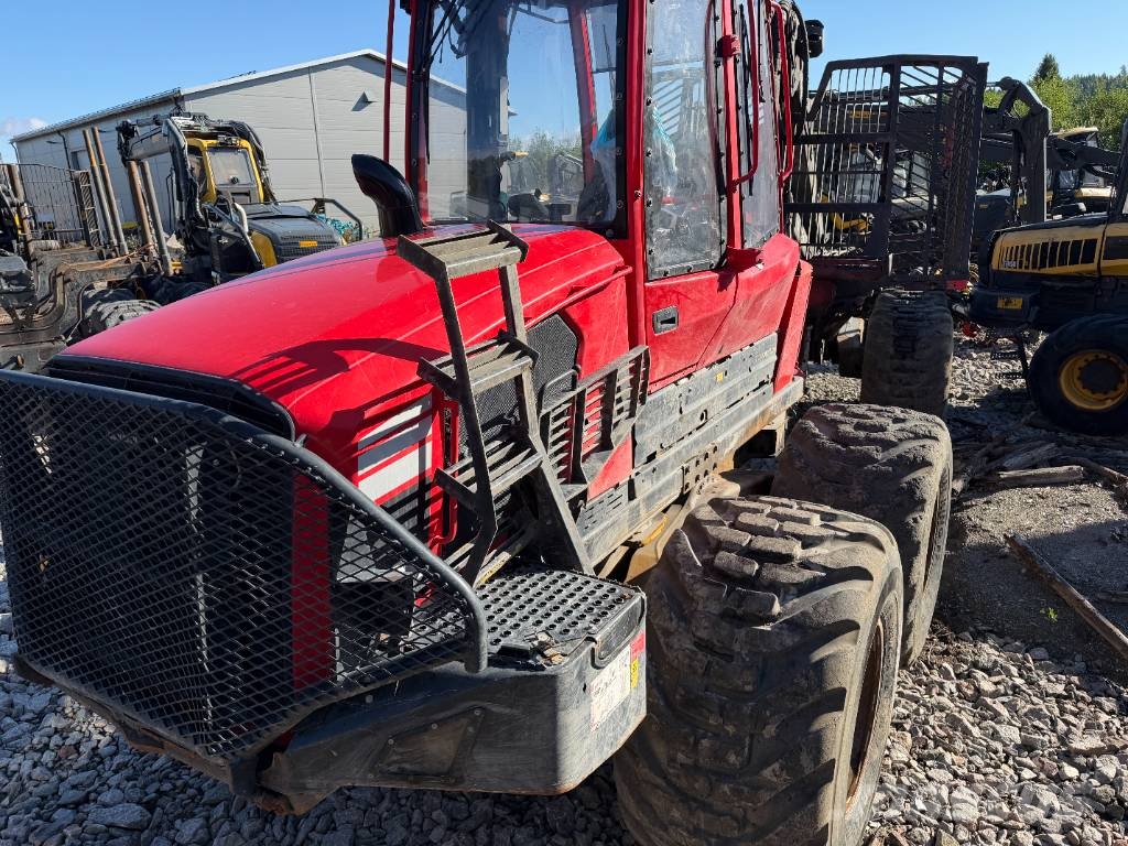 Komatsu 895 Forwarder
