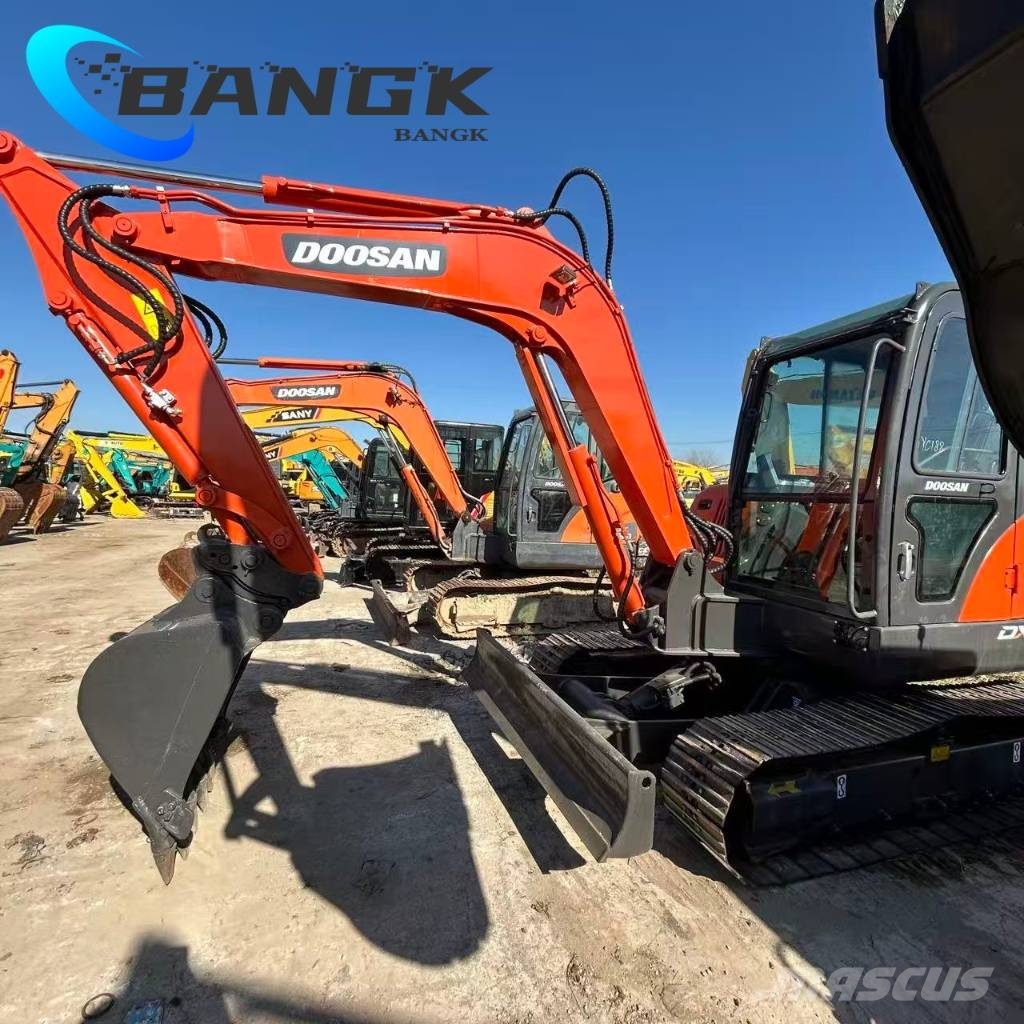 Doosan DX609C حفارات زحافة