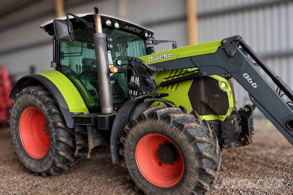 CLAAS Arion 630 CIS Traktoren
