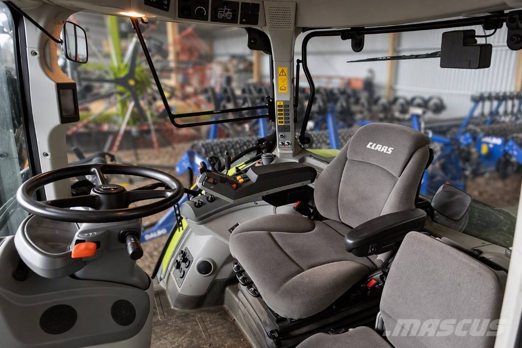 CLAAS Arion 630 CIS Traktoren