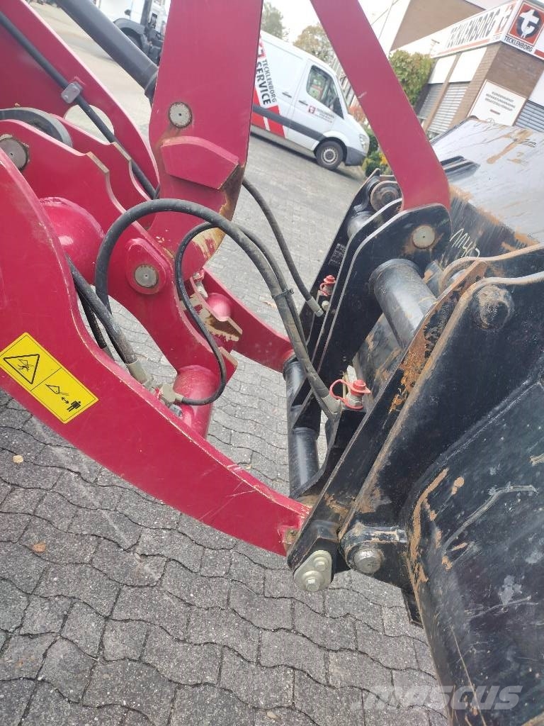 Yanmar V100/5 لوادر بعجل