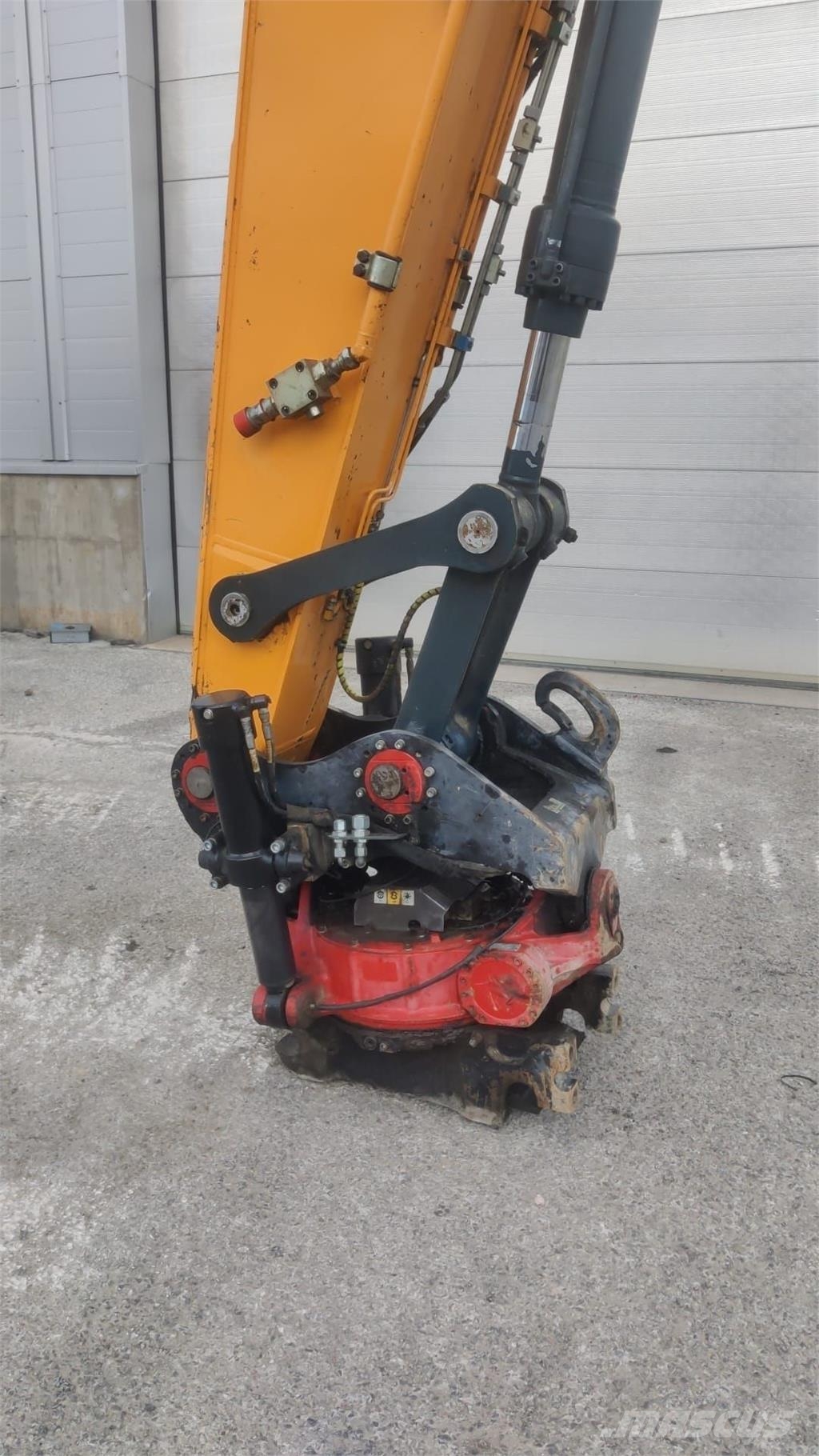 Hyundai HX235 LCR Excavadoras sobre orugas