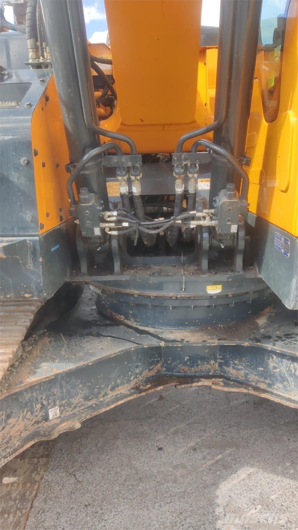 Hyundai HX235 LCR Excavadoras sobre orugas