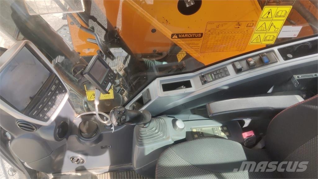 Hyundai HX235 LCR Excavadoras sobre orugas