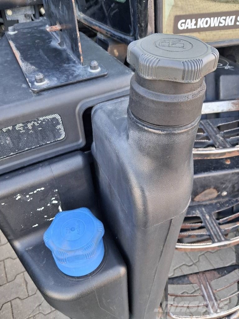 New Holland T 7.220 AC Traktorit