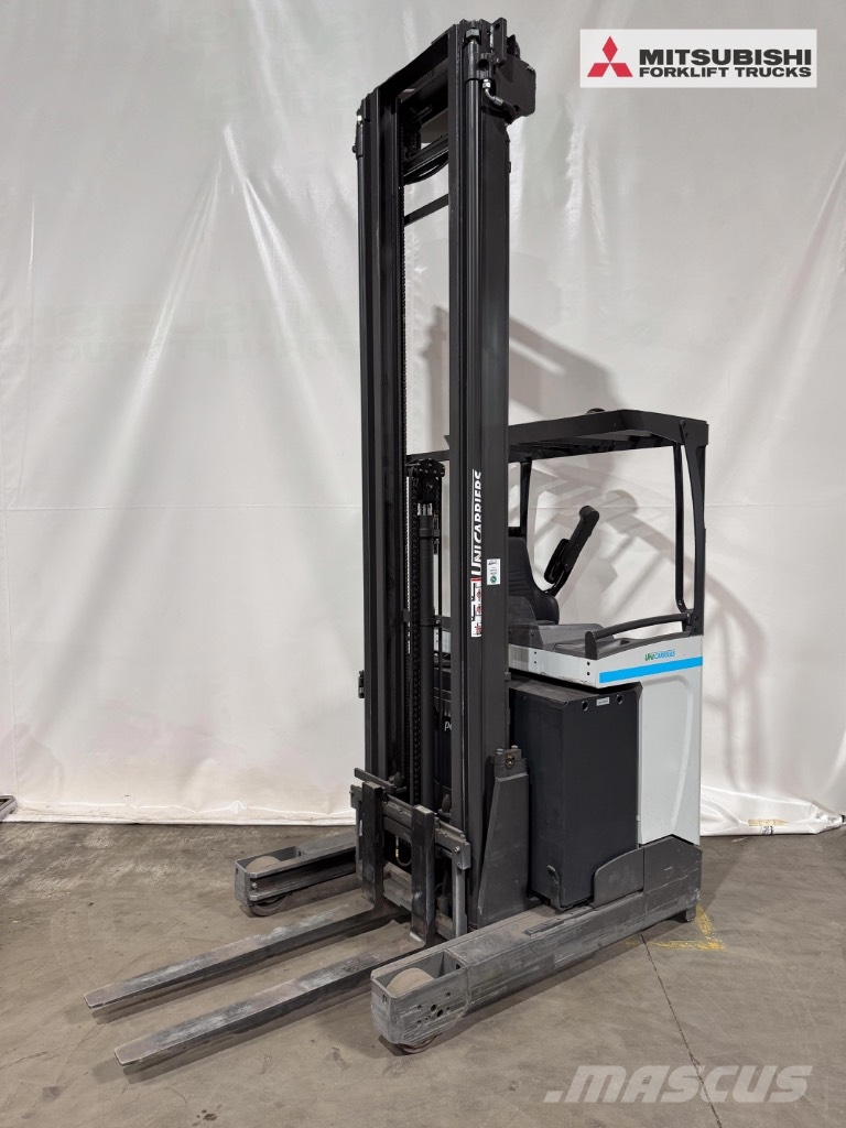 UniCarriers 160DTFVRF917UMS - 3086 Std. Reach truck