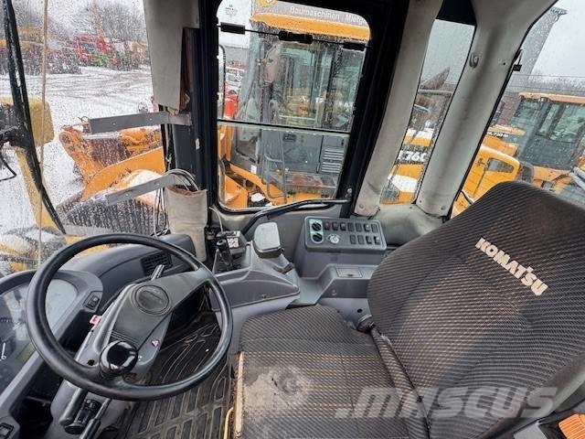 Komatsu WA 470-5 Læssemaskiner på hjul