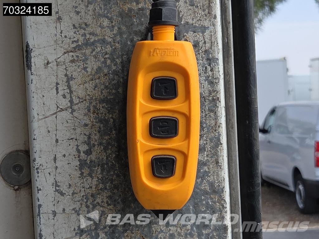 Renault D 280 D 4X2 18t Cambio Automático Plataforma Eleva شاحنات ذات هيكل صندوقي